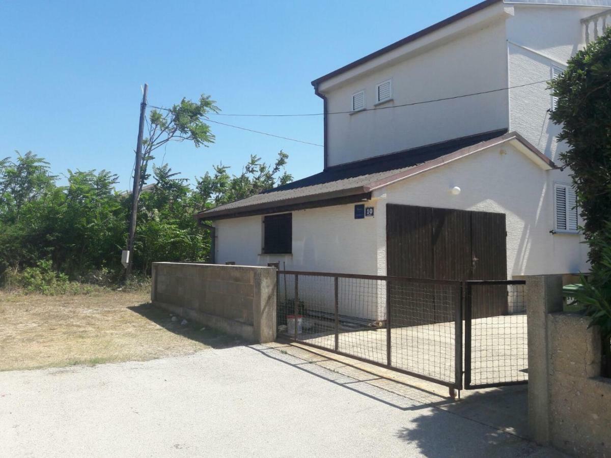 פובליאנה Apartment Zdenka מראה חיצוני תמונה